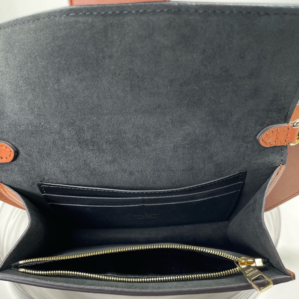 Louis Vuitton belt bag - Picture 3 of 16